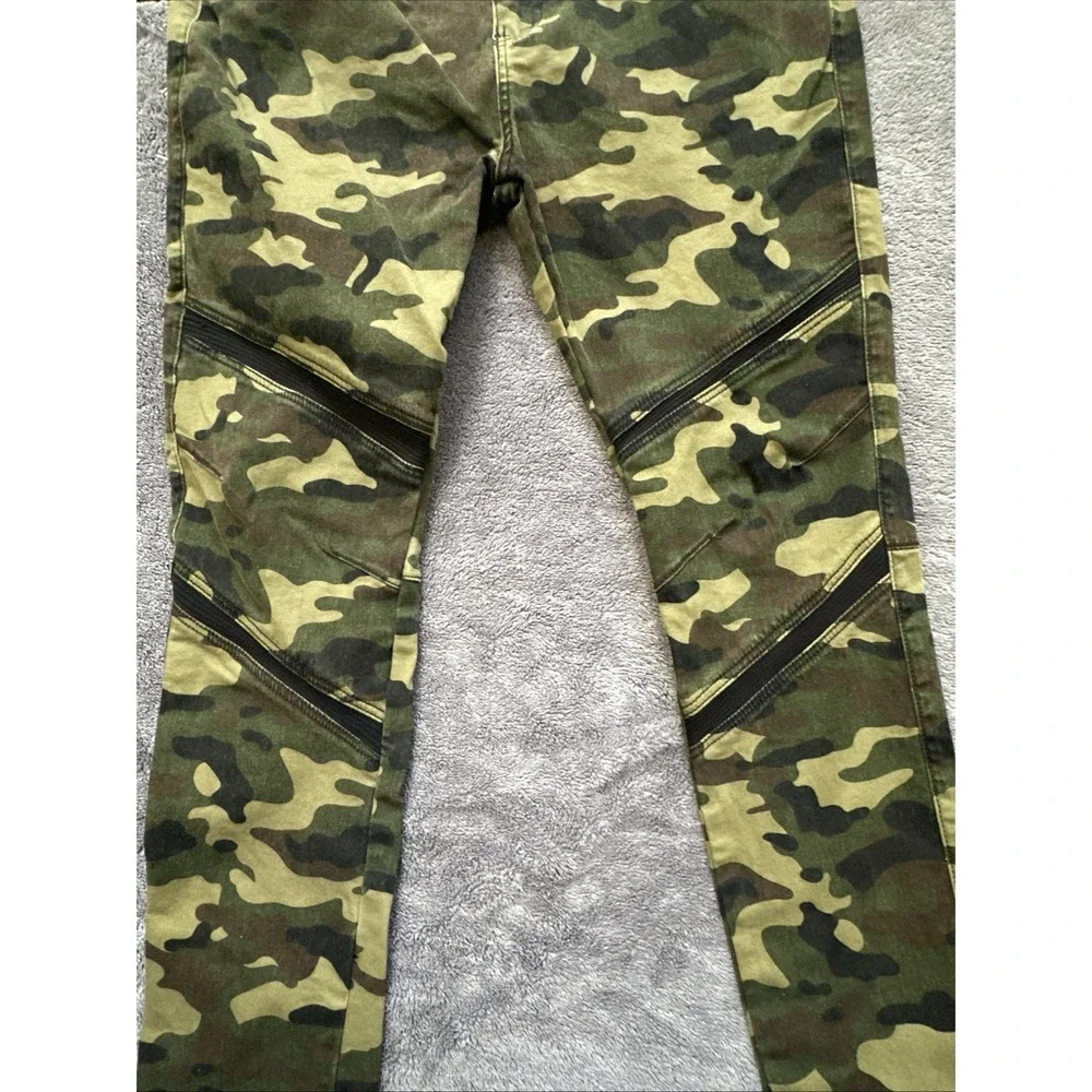 Switch Remarkable Camo Moto Jeans 38x34 Ribbed‎ Panel Stretch